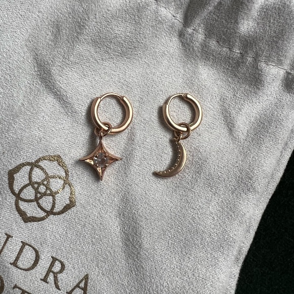 Kendra Scott Charm Hoops - Picture 3 of 3